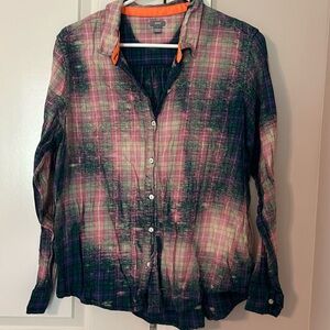Aerie mixed color button up top